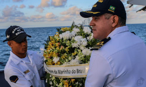 Marinha Do Brasil Presta Homenagem A Marinheiros Mortos Na Segunda